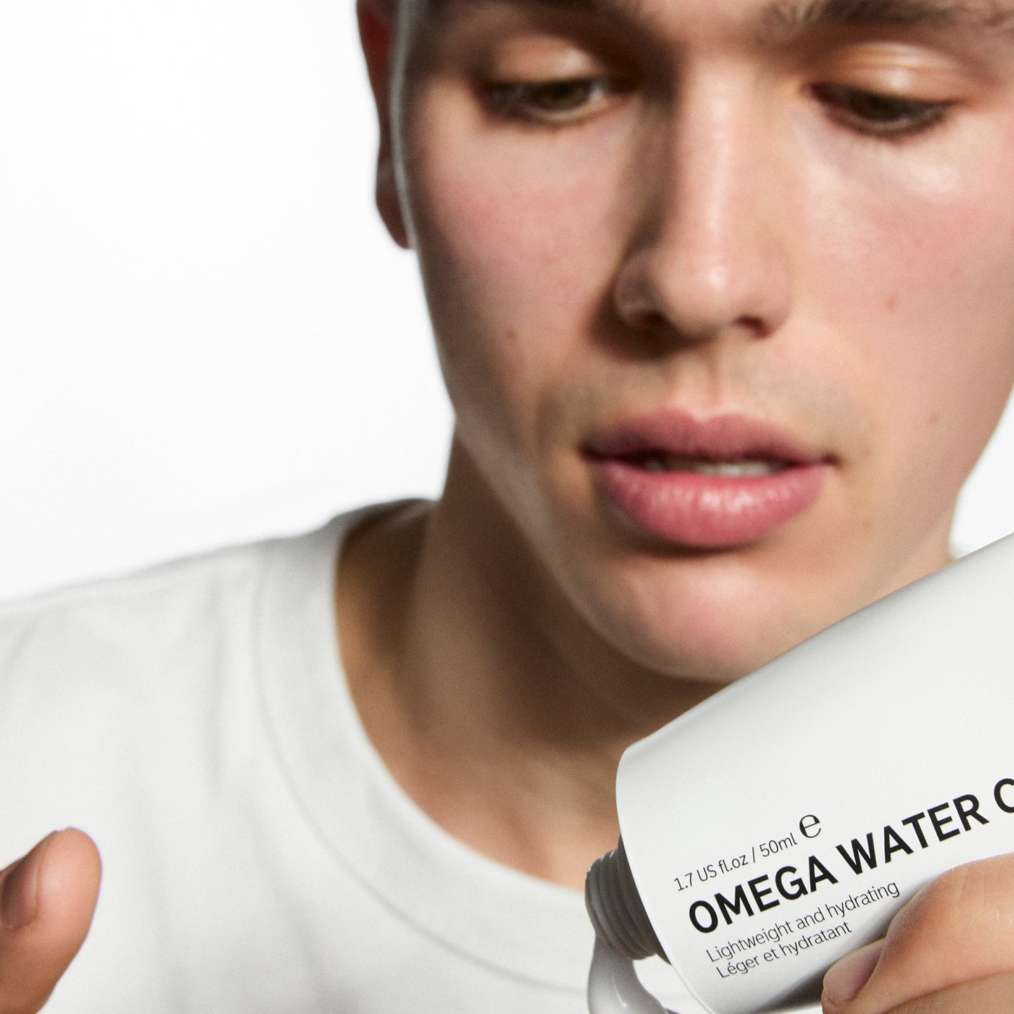 supersize-omega-water-cream-100ml-b5 Omega100_Model_2000x2000_62065fcd-8c1b-4831-aefc-6f05325600fd.jpg